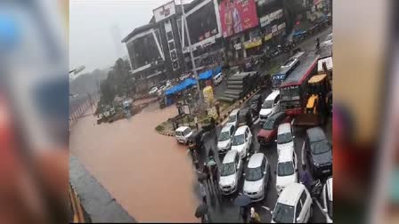 ಮಂಗಳೂರಿನಲ್ಲಿ ಭಾರಿ ಮಳೆಗೆ ಪಂಪ್​ವೆಲ್​ ಜಲಾವೃತ