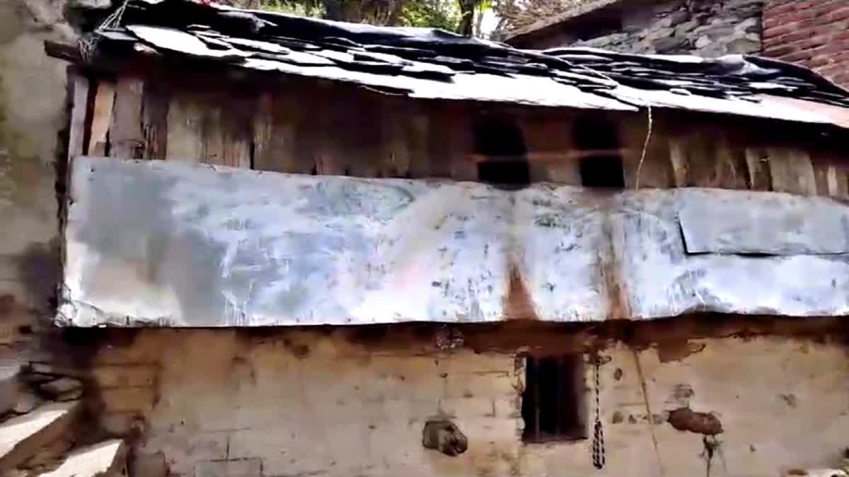 Shillai Dayaram House Dilapidated