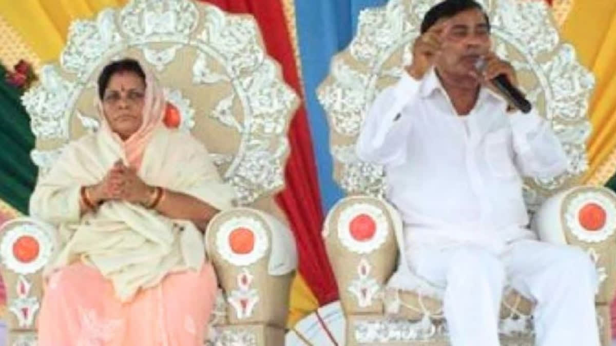 Narayan Saakar Hari alias 'Bhole Baba with his wife(L) at one of the Satsangs.