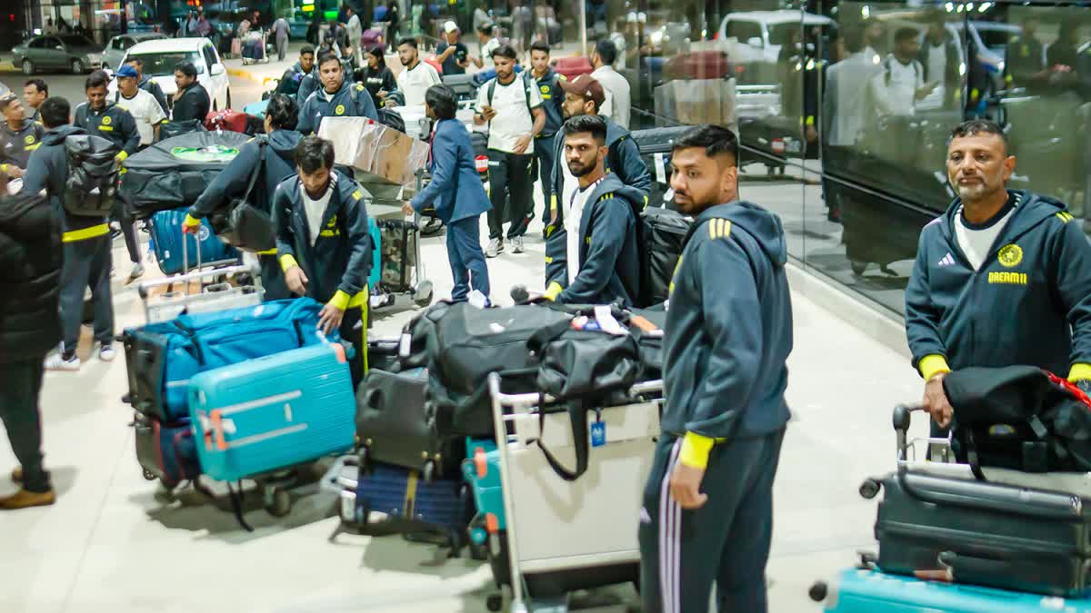 Indian Team Touch Down Zimbabwe