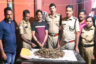 GANJA ARREST IN KOTTAYAM  GANJA SEIZED FROM MIGRANT WORKER  കോട്ടയത്ത് കഞ്ചാവ് വിതരണം  കഞ്ചാവുമായി ജാർഖണ്ഡ് സ്വദേശി