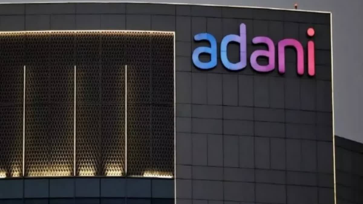 adani  Adani Wilmar Q1 result  Adani Wilmar  Adani Wilmar reports  Adani Wilmar income  Adani  Adani Wilmar revenue  അദാനി വിൽമർ റിപ്പോർട്ട്  അദാനി വിൽമർ വരുമാനം  അദാനി വിൽമർ വരുമാനത്തിലെ ഇടിവ്  അദാനി വിൽമർ റിപ്പോർട്ട് സാമ്പത്തിക വർഷത്തിലെ ഇടിവ്  അദാനി വിൽമർ മൊത്തവരുമാനം  അദാനി  അദാനി വരുമാനം  അദാനി വരുമാനത്തിൽ ഇടിവ്  അദാനി വിൽമർ ഭക്ഷ്യ എണ്ണയിൽ ഇടിവ്