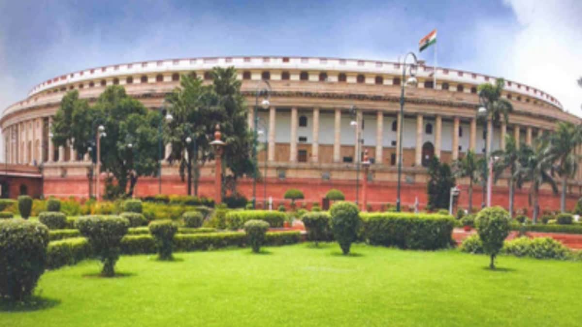 parliament-monsoon-session-2023-live-updates-uproar-over-manipur-incident-bjp-cong-aap