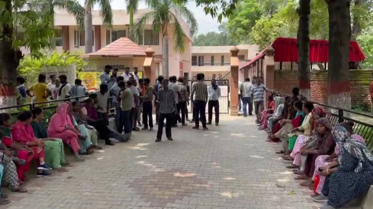 Demonstration by the employees outside the Municipal Council Nangal