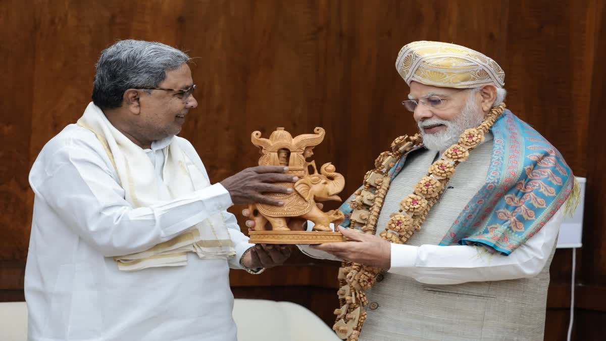 Siddaramaiah meets PM Modi in Delhi