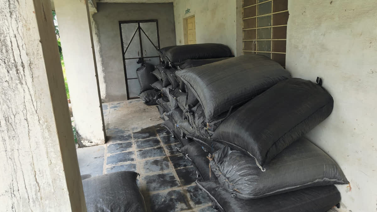 Doda sawdust smuggling in ambulance, Rs 22 lakh worth doda sawdust seized