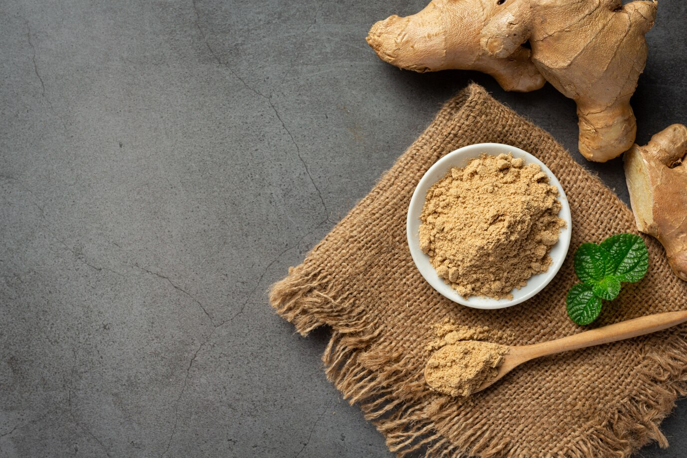 Health benefits of trikatu powder: dried ginger black pepper and long pepper benefits