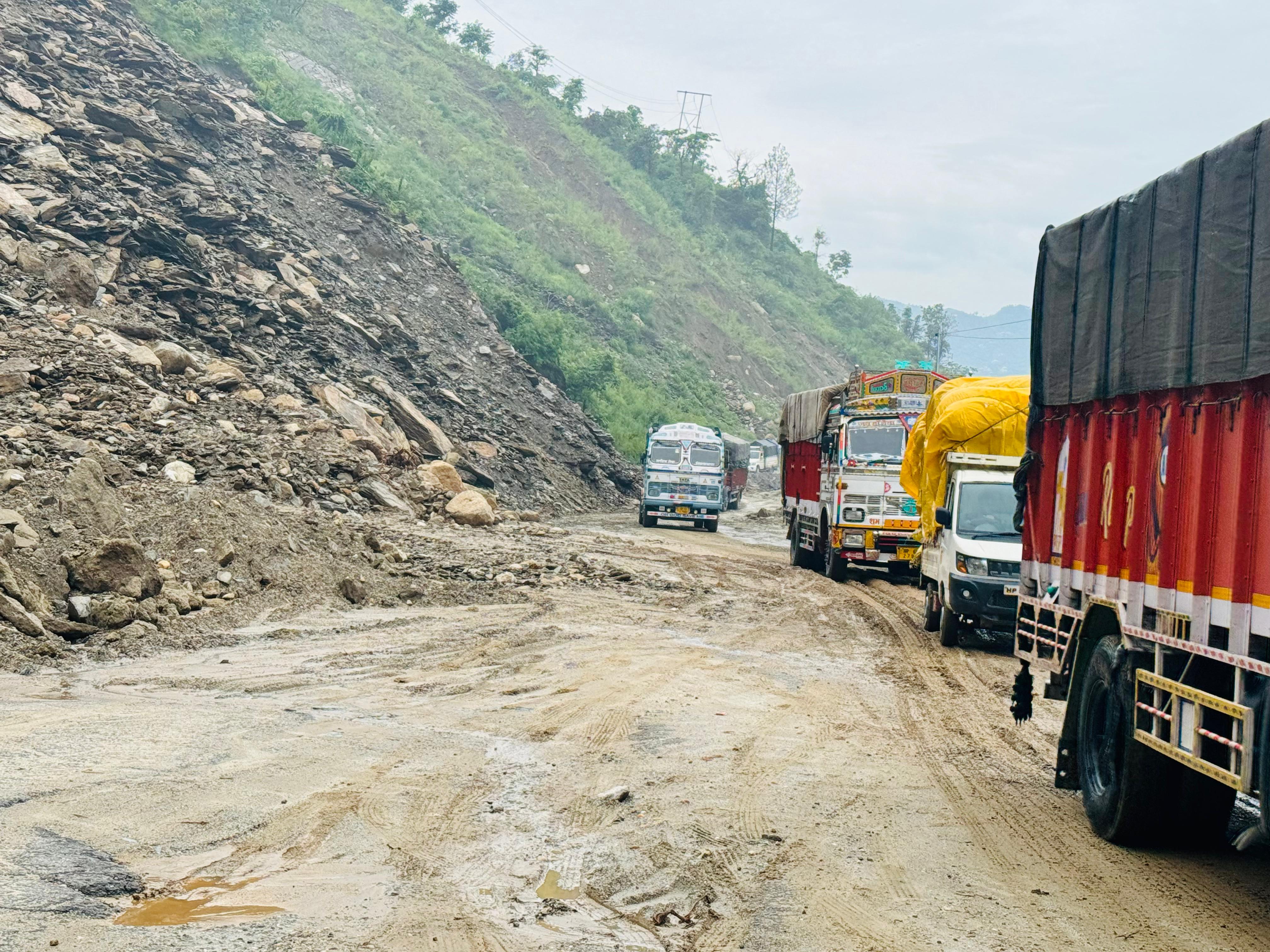 Landslides on Chandigarh Manali NH