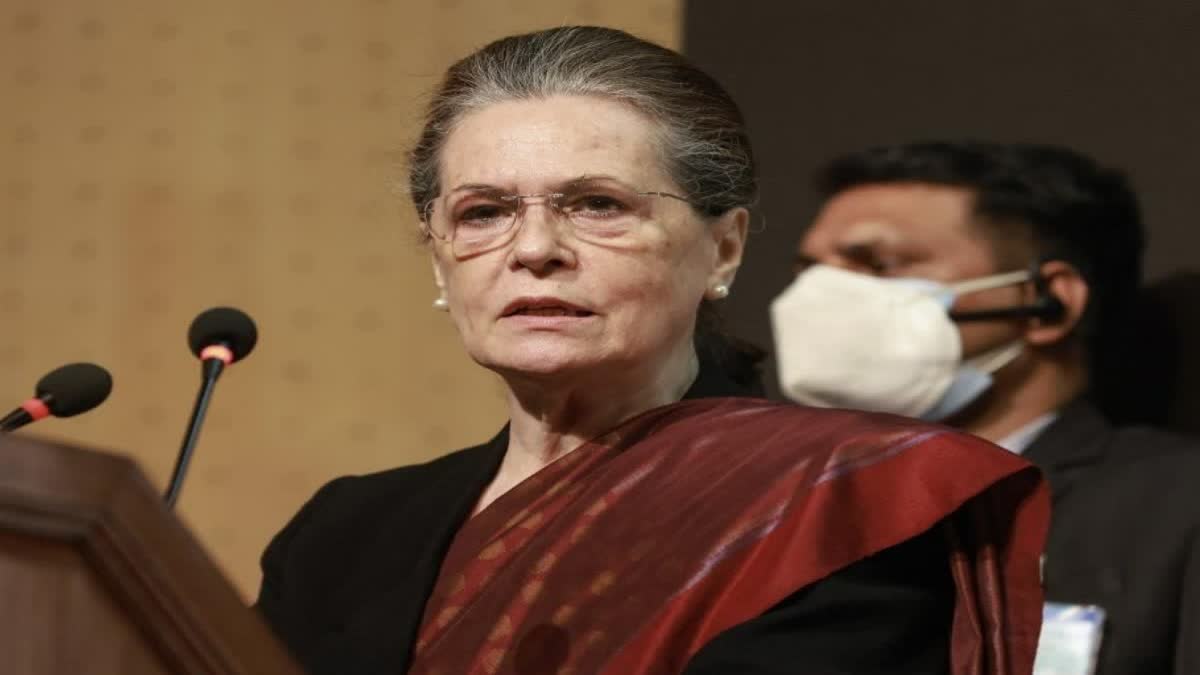 Sonia Gandhi  Sonia Gandhi news  Sonia Gandhi admitted  Sonia Gandhi health news  Sonia Gandhi Admitted To Delhi Hospital  Sonia Gandhi Admitted Sir Ganga Ram Hospital Delhi  സോണിയ ഗാന്ധിയെ ആശുപത്രിയില്‍ പ്രവേശിപ്പിച്ചു  സോണിയ ഗാന്ധി  ഡല്‍ഹി ഗംഗാറാം ആശുപത്രി  ഡല്‍ഹി ഗംഗാ റാം ആശുപത്രി  Delhi Sir Ganga Ram Hospital  Sir Ganga Ram Hospital Delhi  Soniya health updation