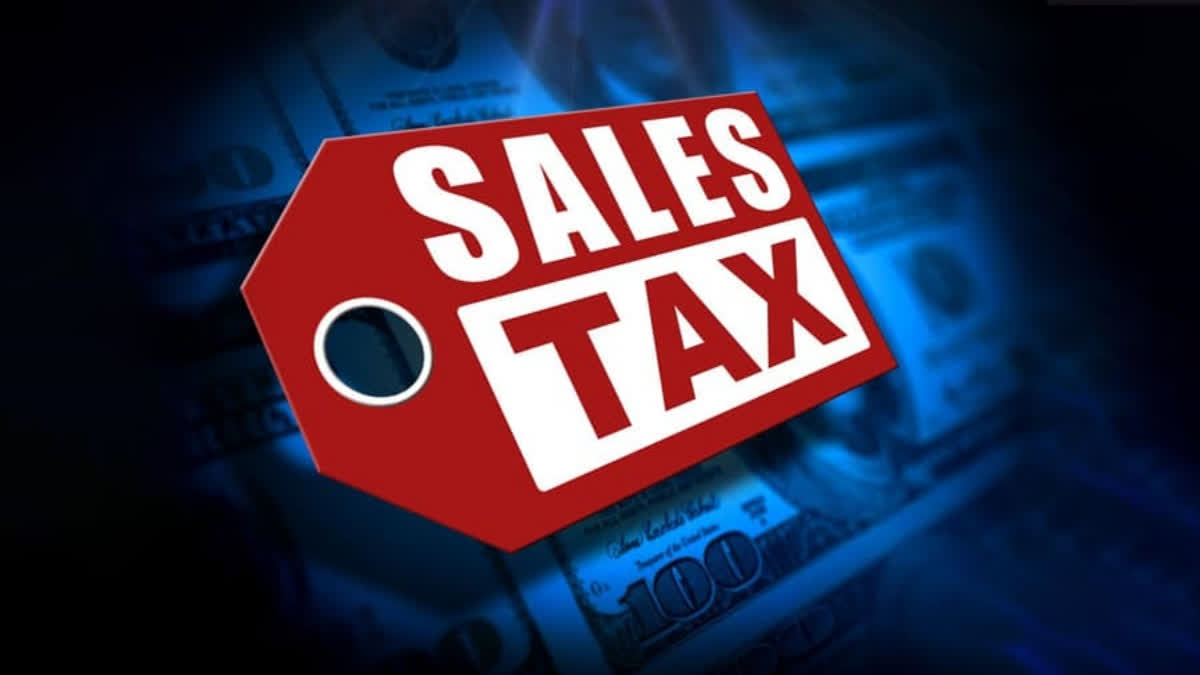 Sales tax inspector attempts to extort Rs 15 lakh from GST tribunal judge in Nagpur: two booked