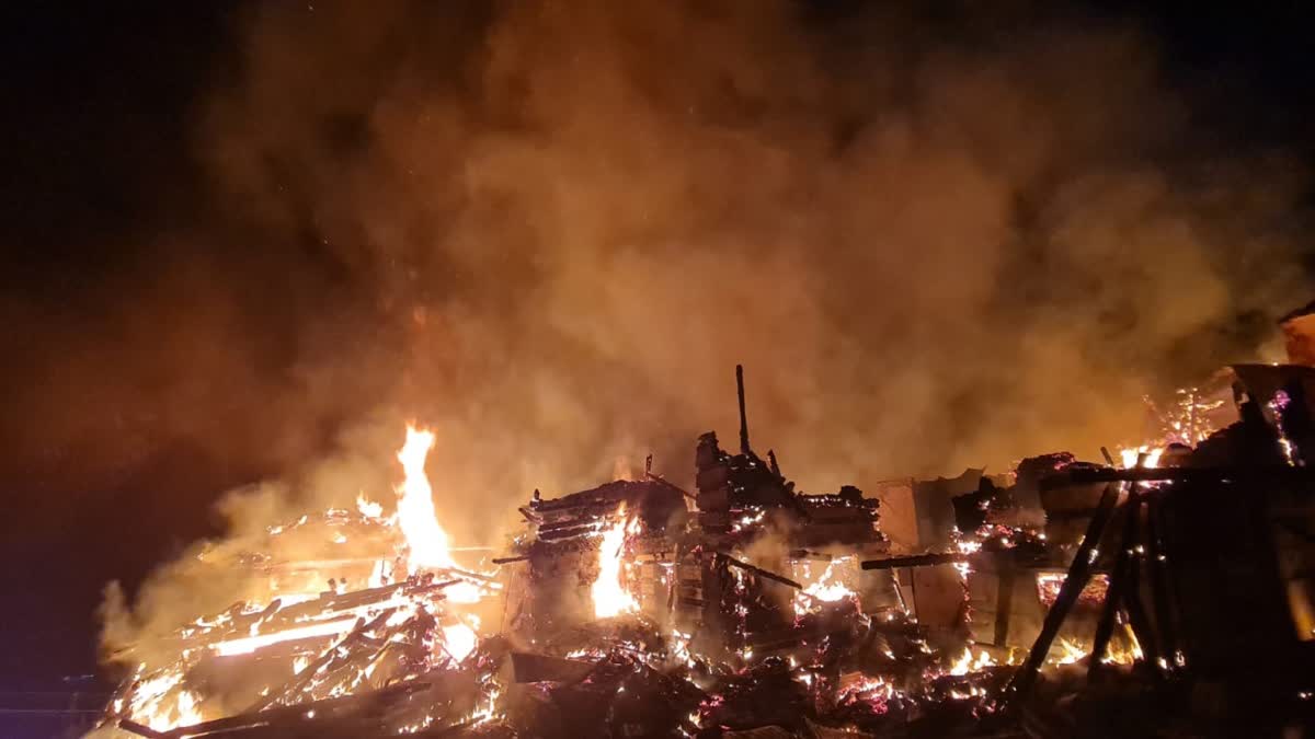 9 houses burnt to ashes due to fire in Shimla