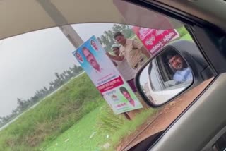 Police_Removed_TDP_Banners_at_Yuvagalam_Padayatra_TDP_Leaders_Allegations