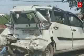 Varanasi Lathiya Highway Accident