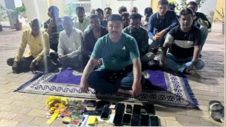 19-gamblers-caught-in-cross-raid-of-police-in-ahmedabad-assets-seized