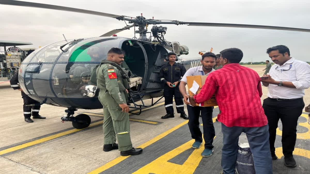 Andhra Pradesh Chief Minister Chandrababu Naidu reviwed the flood situation in Andhra Pradesh