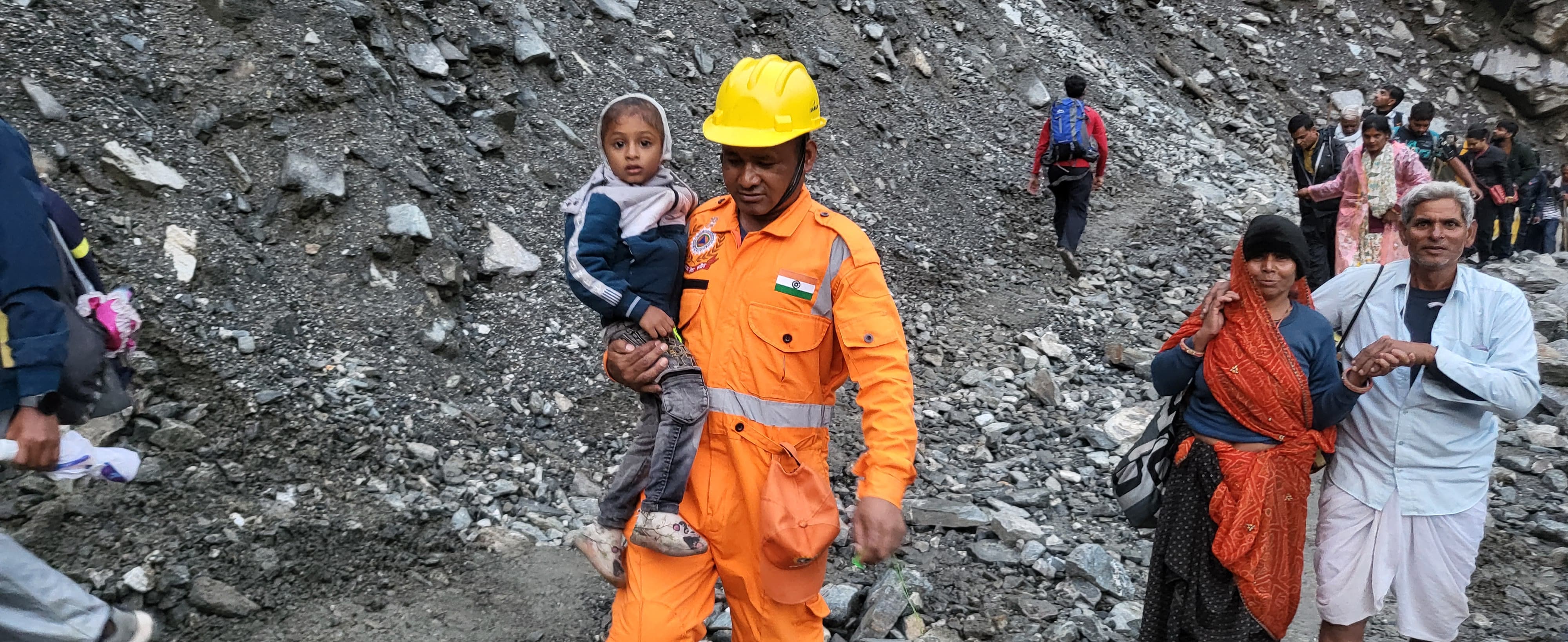 Landslide on Rudraprayag Kedarnath Highway