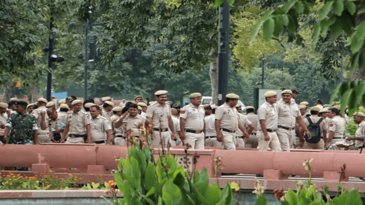 ನ್ಯೂಸ್​ಕ್ಲಿಕೆ ಮೇಲೆ ಪೊಲೀಸರ ದಾಳಿ