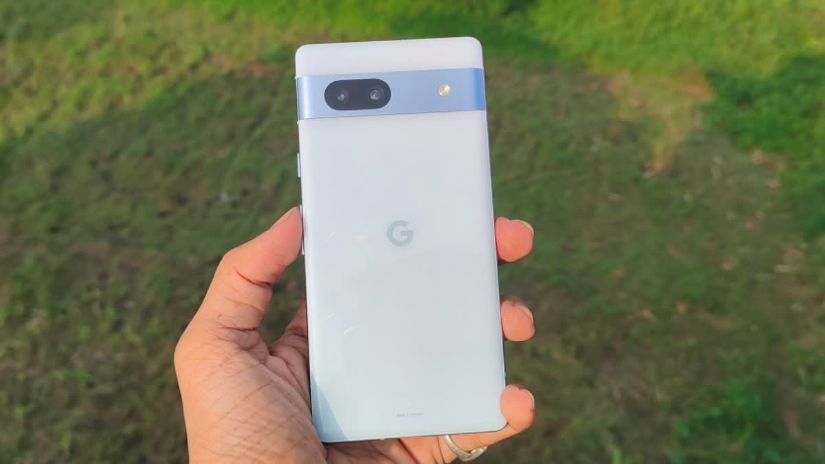 Google Pixel 7a smartphone sale