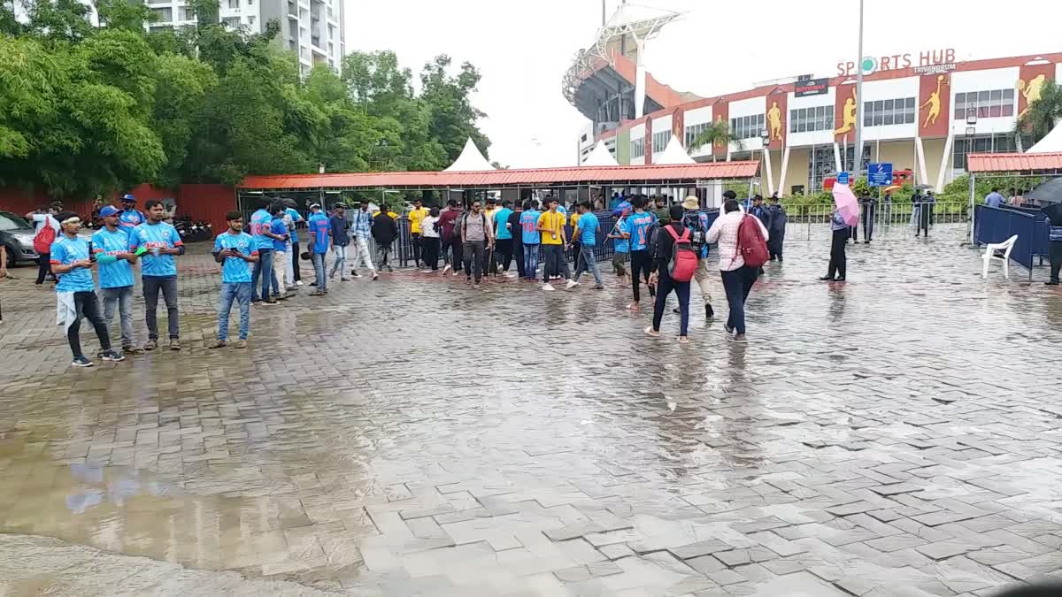 India Netherlands Warm Up Match  India Netherlands Match  Cricket World Cup 2023  Warm Up Match Delaying Due To Rain  India Warm Up Match In Karyavattom  കാര്യവട്ടത്ത് മഴ ഒഴിയൊന്നില്ല  ഇന്ത്യ നെതർലാൻഡ്‌സ് സന്നാഹ മത്സരം  ഇന്ത്യ നെതർലാൻഡ്‌സ് മത്സരം വൈകുന്നു  കാര്യവട്ടത്ത് മത്സരം നടക്കുമോ  കാര്യവട്ടം സ്പോർട്‌സ് സബ് സ്‌റ്റേഡിയം