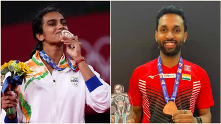 Indian shuttlers HS Prannoy and PV Sindhu advanced into the round of 16 with straight-game wins over their opponents at the Asian Games.