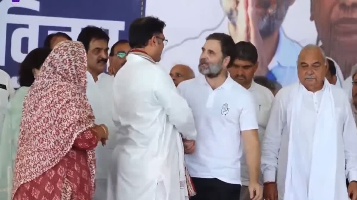 Ashok Tanwar Joins Congress