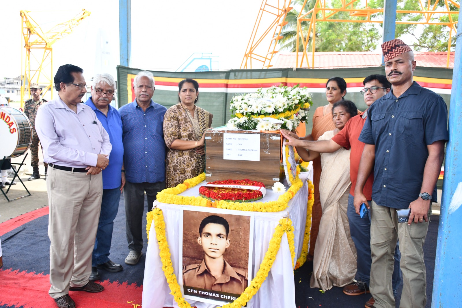 SHANGHUMUKHAM AIR FORCE STATION  സൈനികന്‍ തോമസ് ചെറിയാന്‍  മലയാളി സൈനികന്‍റെ മൃതദേഹം  Thomas Cherian Body brought