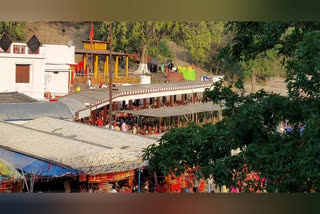 सिद्धपीठ मां शाकंभरी देवी मंदिर