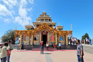 "Shardiya Navratri commenced on October 3, drawing a long line of devotees on its first day at the Surkanda Devi temple.