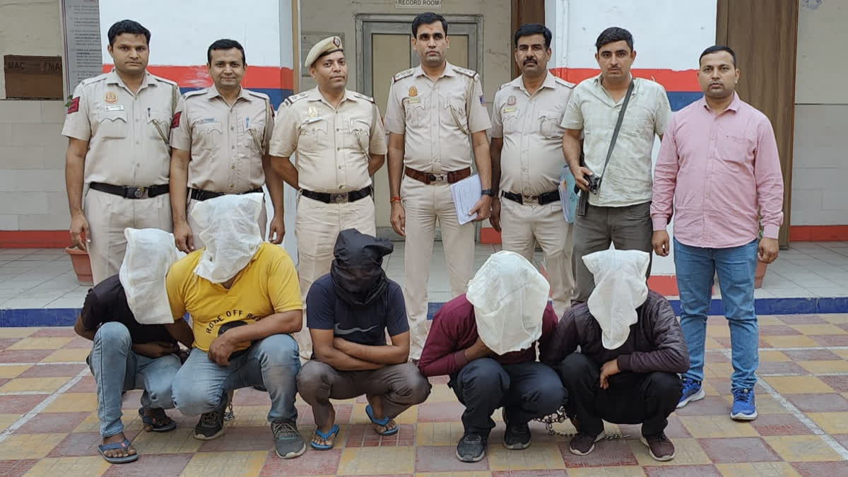 39 लाख की लूट मामले में जोमेटो के डिलीवरी बॉय सहित पांच आरोपी पुलिस की गिरफ्त में