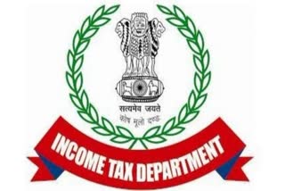income-tax-officials-arrived-in-chennai-from-other-states-by-air