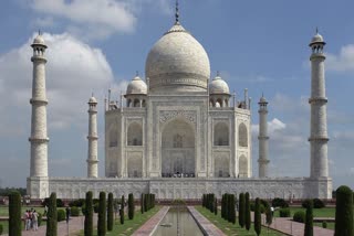 Delhi HC asks ASI to examine plea on "incorrect" information about Taj Mahal