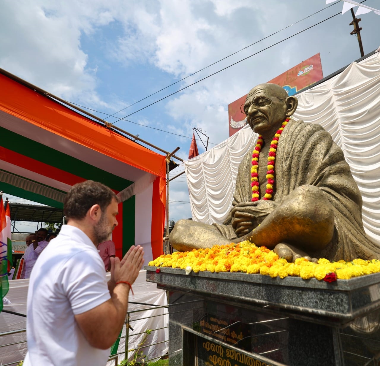 RAHUL GANDHI PRIYANKA GANDHI  WAYANAD BYELECTION  ELECTION CAMPAIGN  രാഹുല്‍ ഗാന്ധി പ്രിയങ്ക ഗാന്ധി