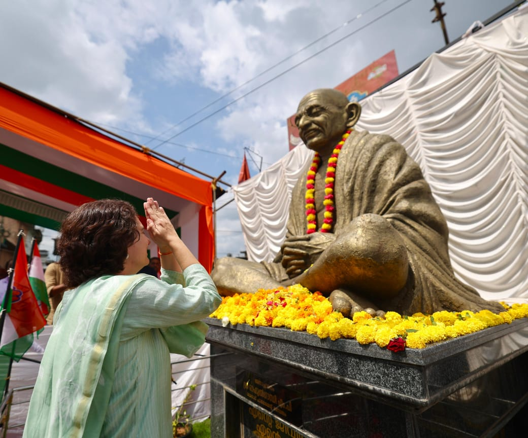 RAHUL GANDHI PRIYANKA GANDHI  WAYANAD BYELECTION  ELECTION CAMPAIGN  രാഹുല്‍ ഗാന്ധി പ്രിയങ്ക ഗാന്ധി