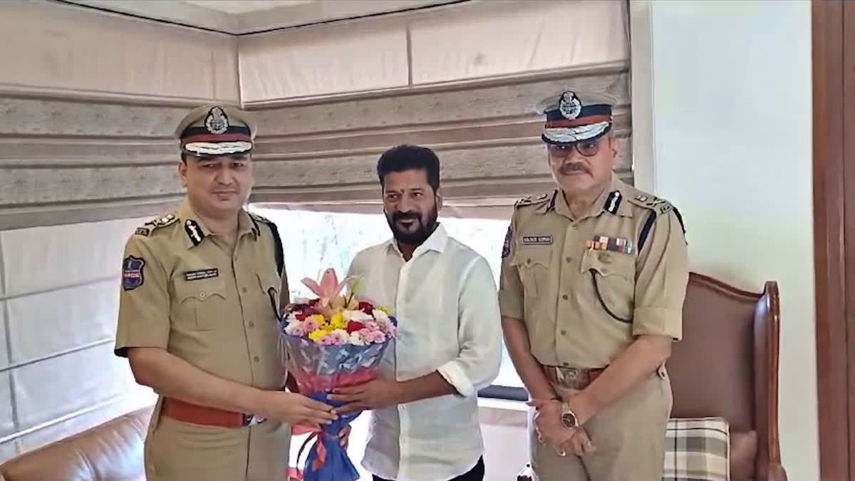 Telangana DGP Meets Revanth Reddy