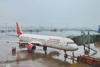Heavy Rain in Chennai Flights cancelled