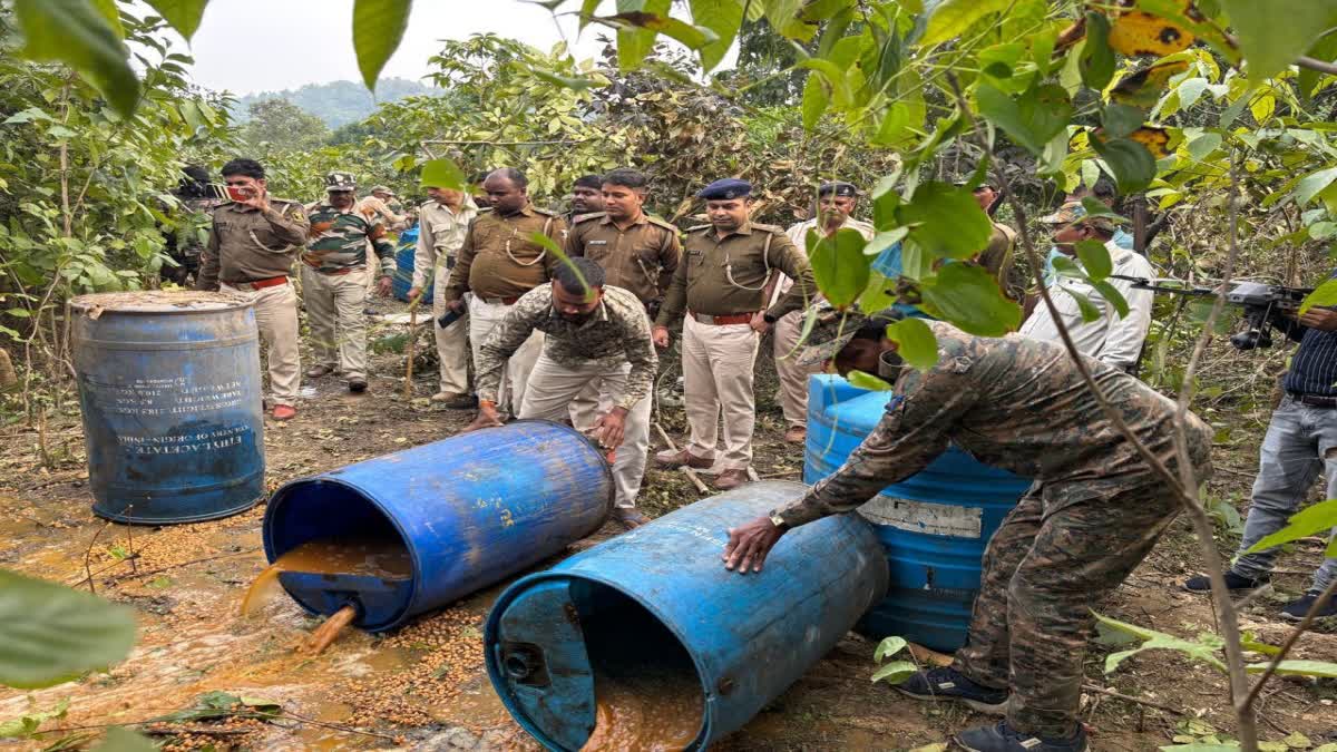 illegal-liquor-factory-exposed-in-giridih