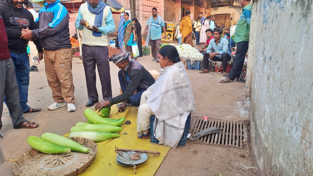 deputy mayor Chinta Devi