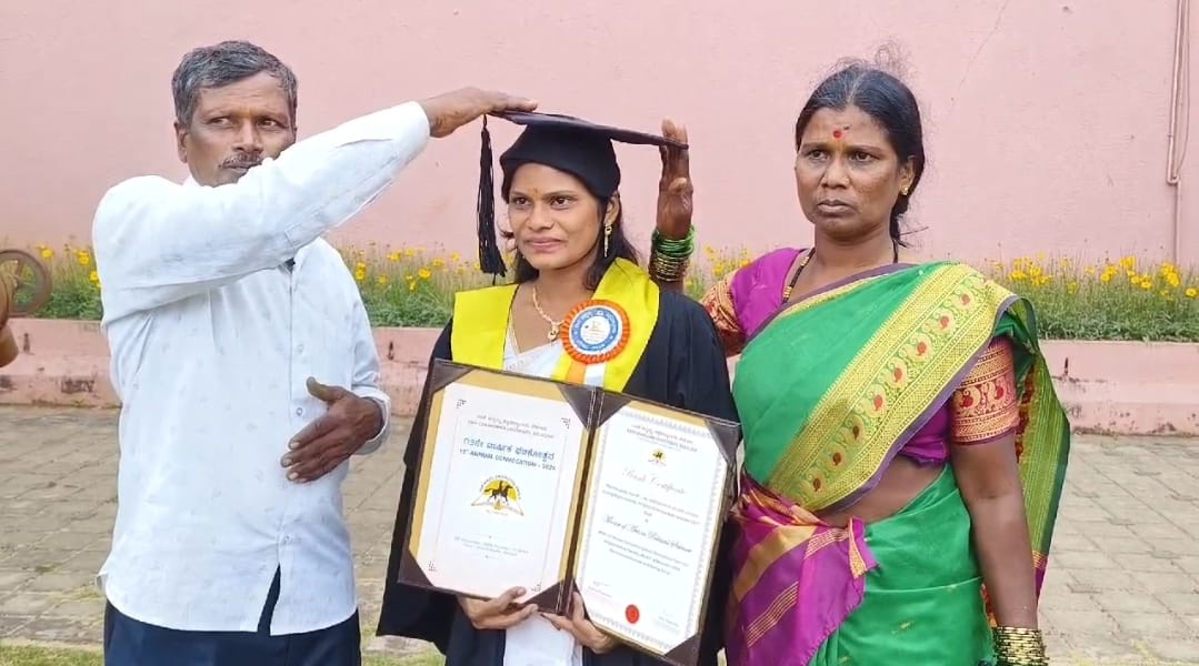 Meenakshi, a student who won a gold medal in MA Political Science despite poverty