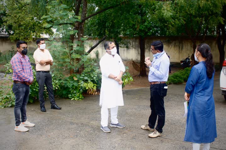 Discussing with officials