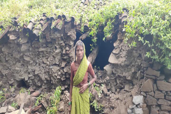 Wall fell down due to rain