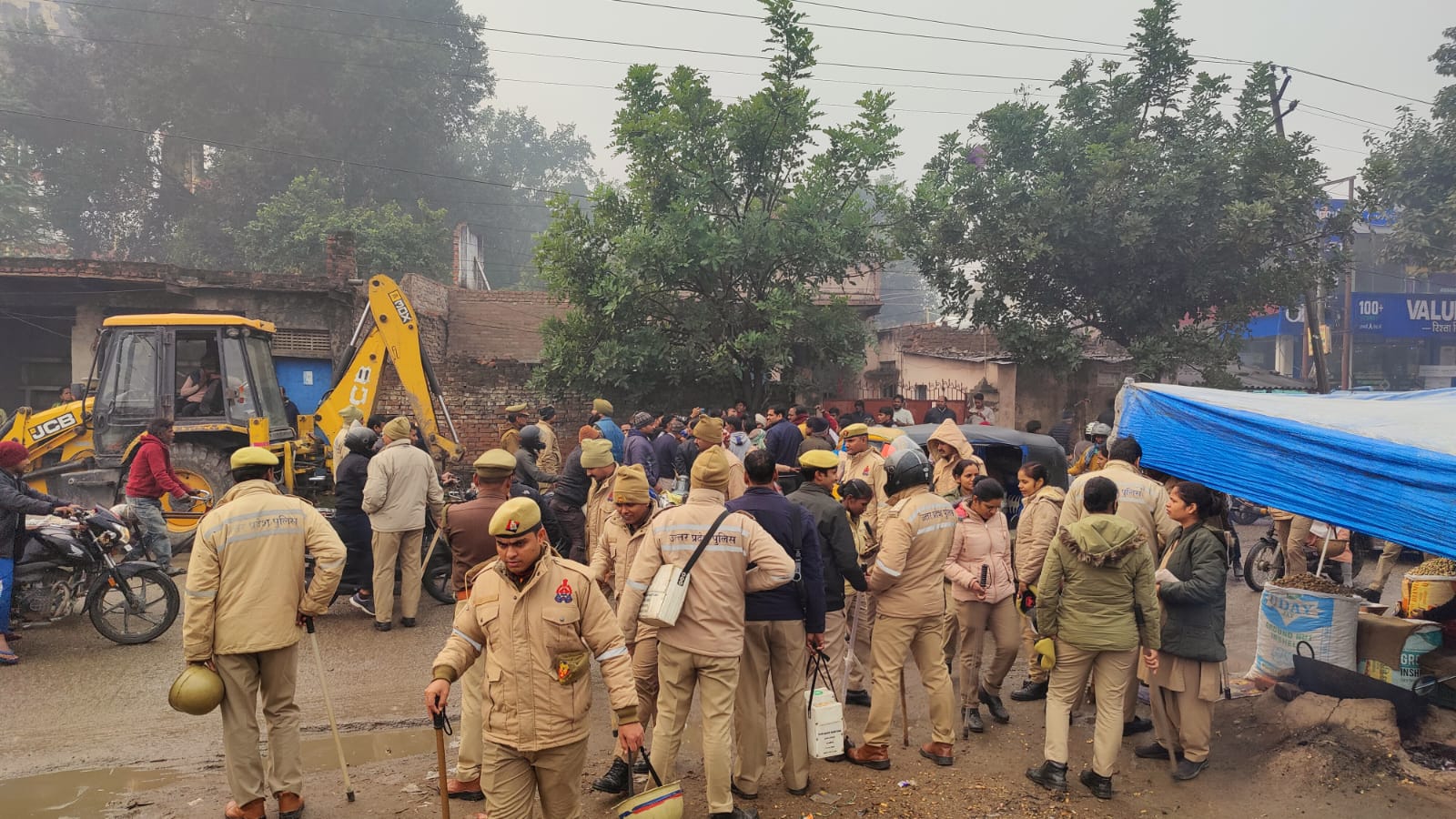 Varanasi Bulldozer