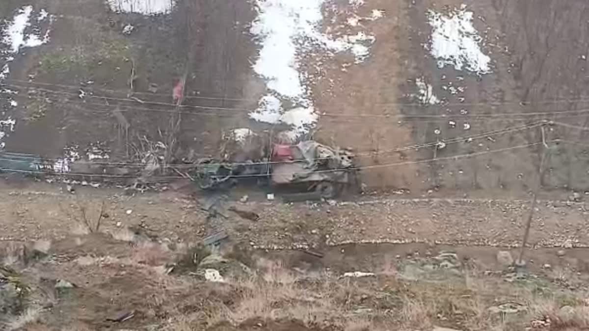 J&K: 3 Soldiers Killed, 2 Critical After Army Vehicle Falls Into Gorge