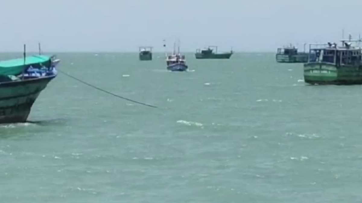 Tamil Nadu fishermen arrested