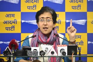 Crime branch team reached Minister Atishi house