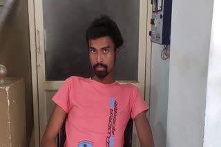 Man Eats Cat In Malappuram  Police found man who ate cat  പൂച്ചയെ പച്ചക്ക് തിന്നു  പൂച്ചയെ തിന്ന യുവാവിനെ കണ്ടെത്തി