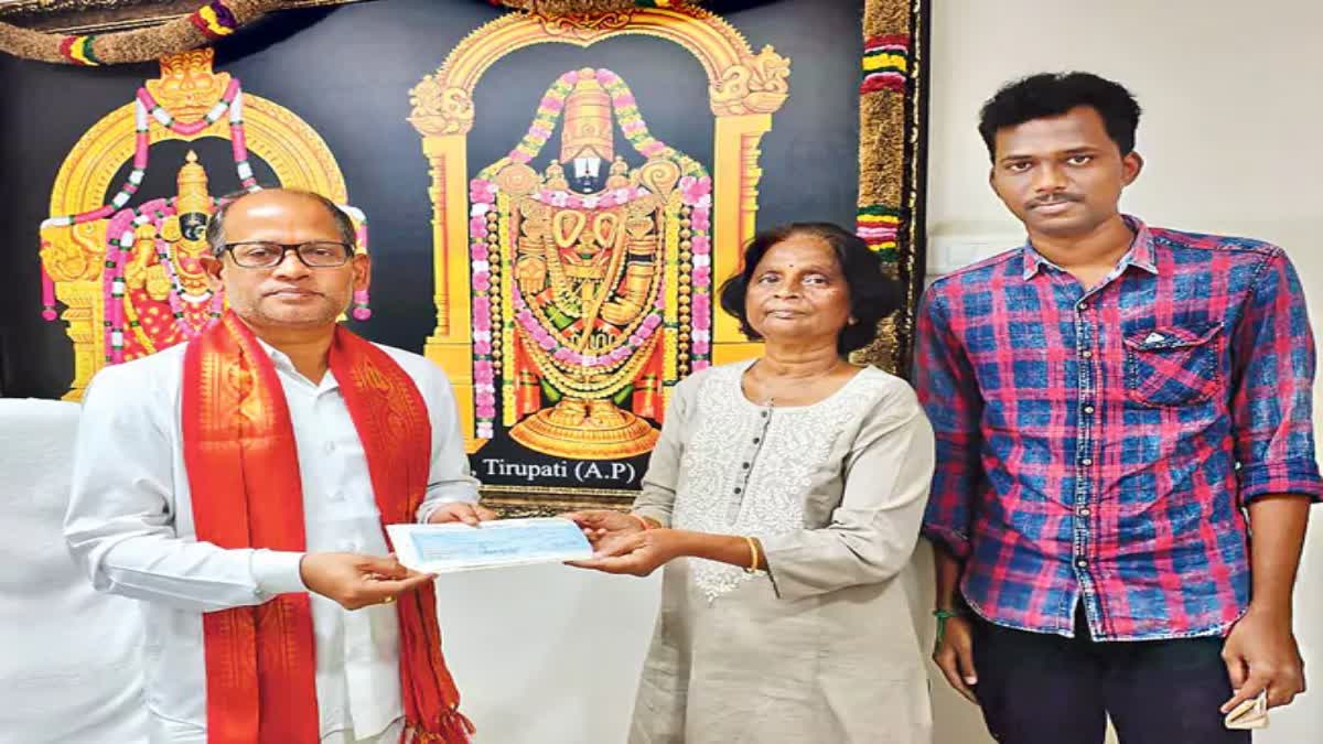 WOMAN DONATES 50 LAKHS TO TTD