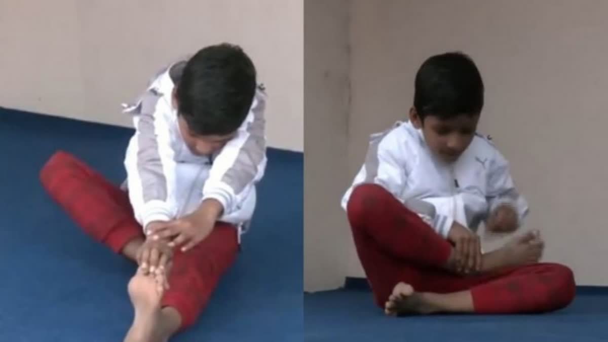 Heyansh Yadav Yoga at Maha kumbh