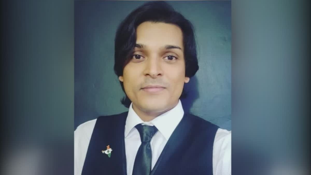 MENS COMMISSION IN KERALA  RAHUL EASWAR  KR MEERA controversial remarks  പുരുഷ കമ്മിഷൻ രാഹുല്‍ ഈശ്വര്‍