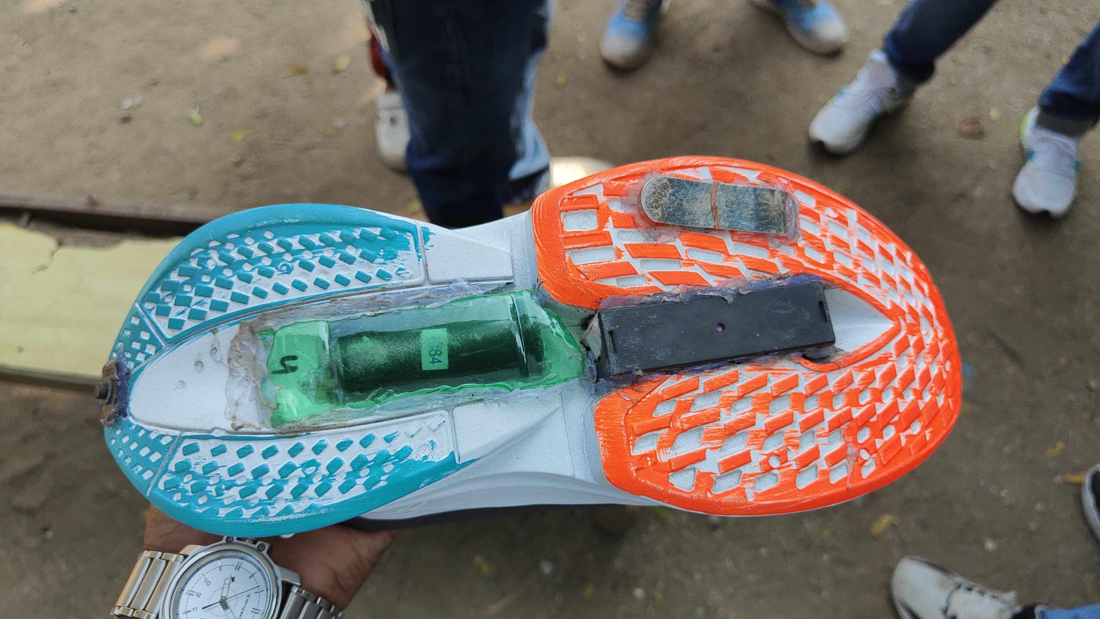 Rural youth made a special device for the safety of women