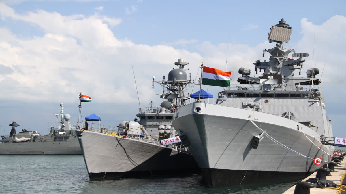 Indian warships dock (Source IANS)